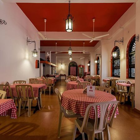 Oyo 10241 Hotel Mayfair Гоа Экстерьер фото