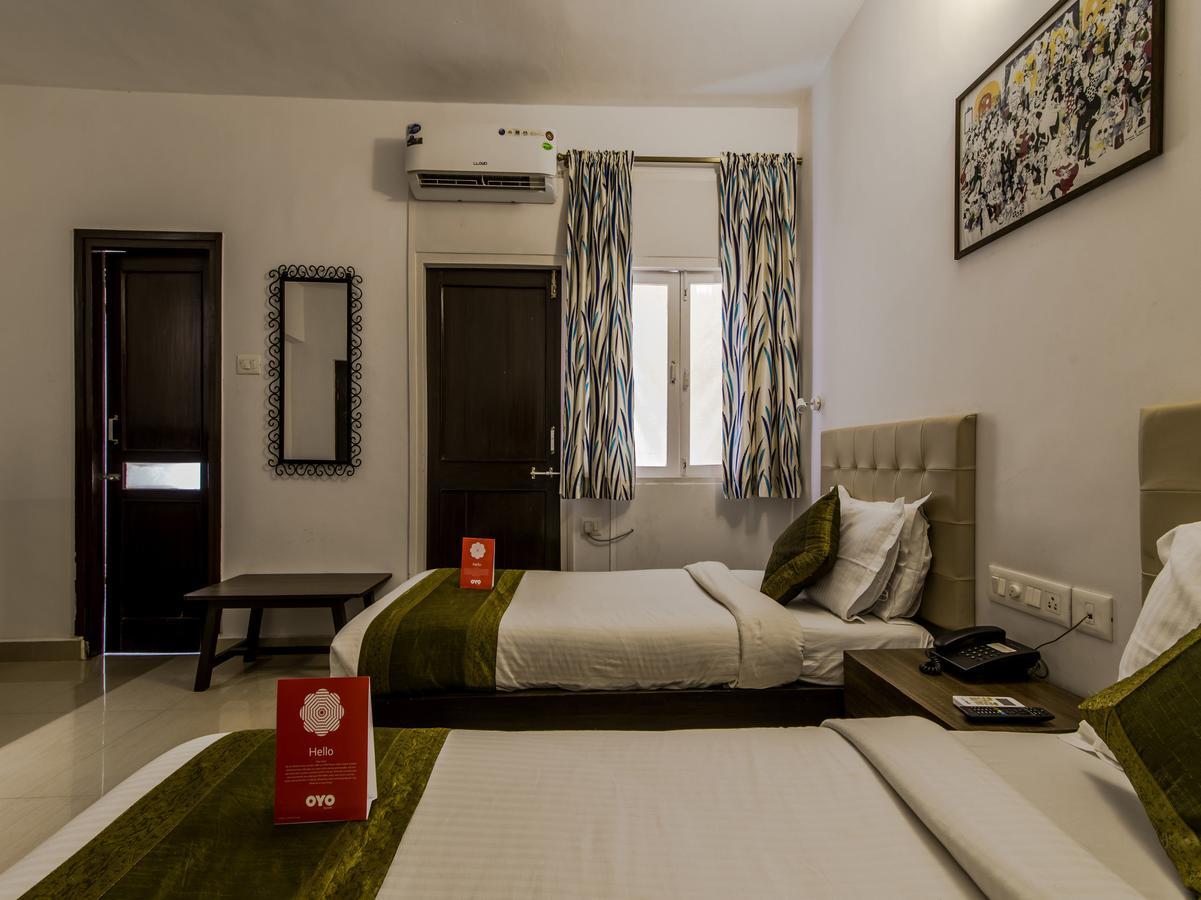 Oyo 10241 Hotel Mayfair Гоа Экстерьер фото