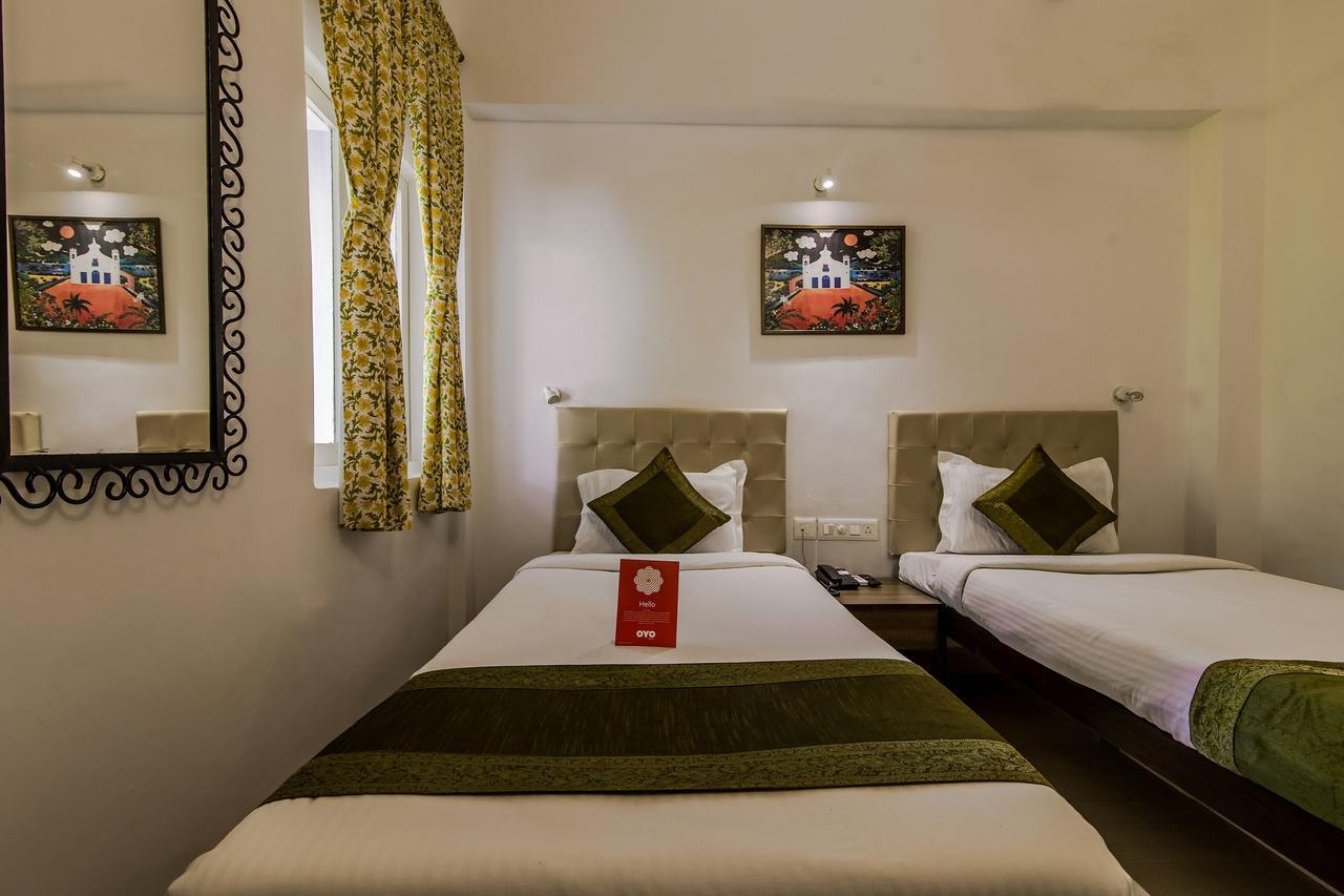 Oyo 10241 Hotel Mayfair Гоа Экстерьер фото