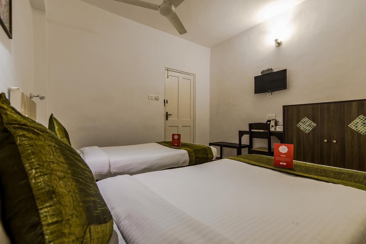 Oyo 10241 Hotel Mayfair Гоа Экстерьер фото