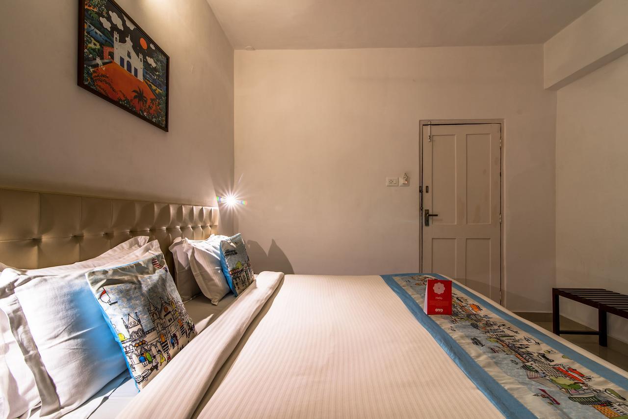 Oyo 10241 Hotel Mayfair Гоа Экстерьер фото