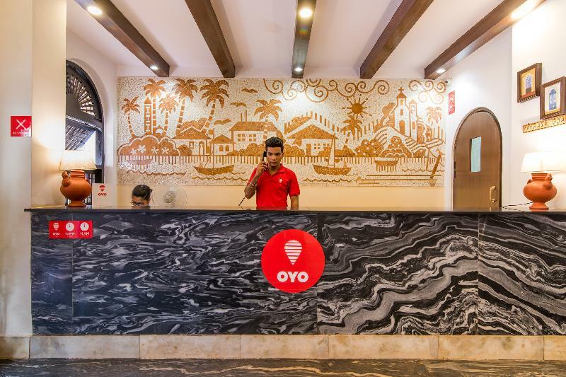 Oyo 10241 Hotel Mayfair Гоа Экстерьер фото