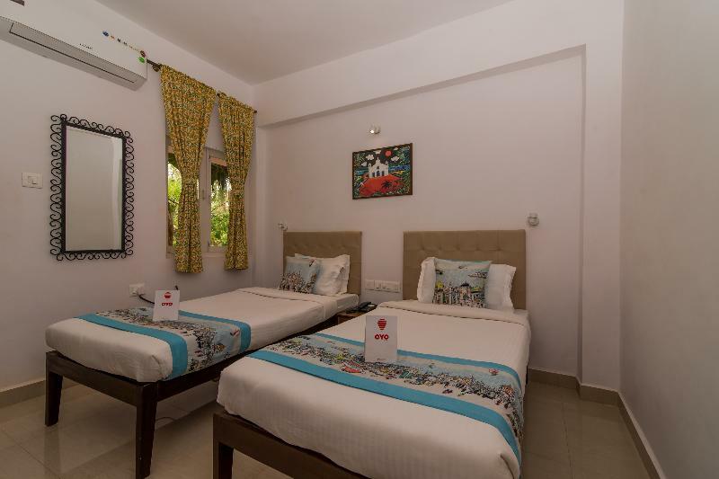 Oyo 10241 Hotel Mayfair Гоа Экстерьер фото