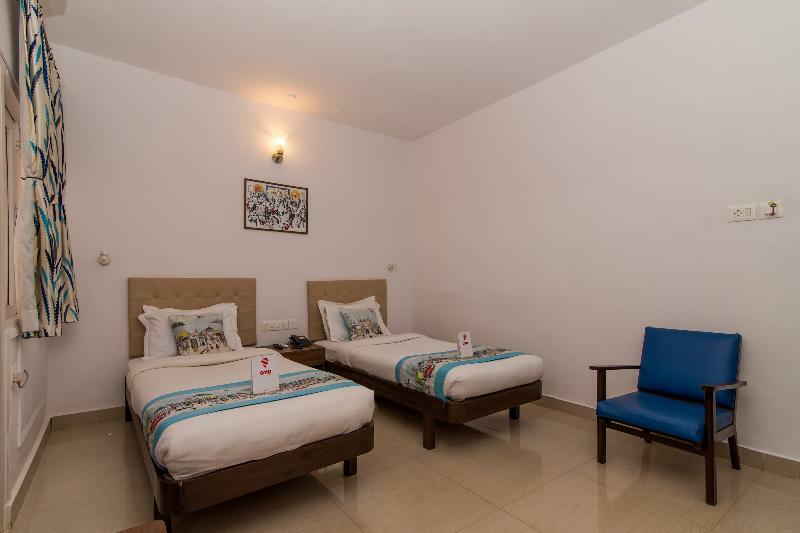 Oyo 10241 Hotel Mayfair Гоа Экстерьер фото