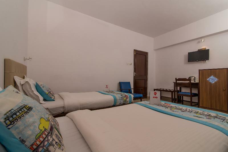 Oyo 10241 Hotel Mayfair Гоа Экстерьер фото
