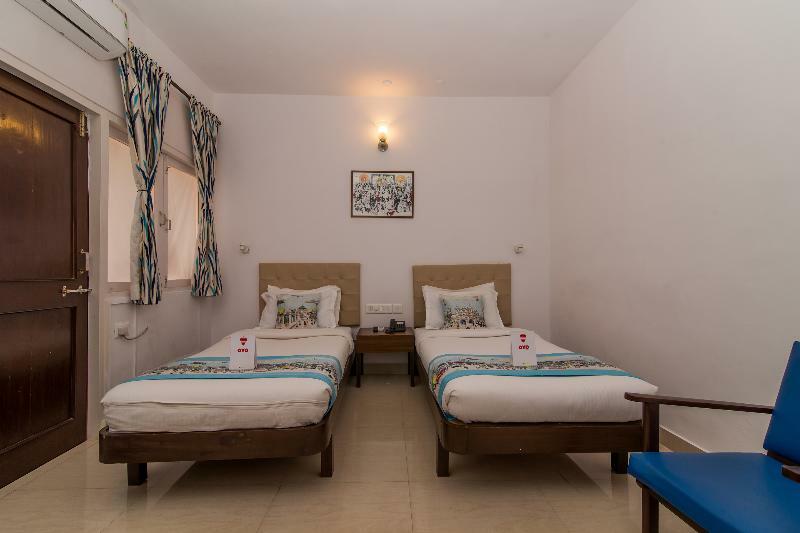 Oyo 10241 Hotel Mayfair Гоа Экстерьер фото