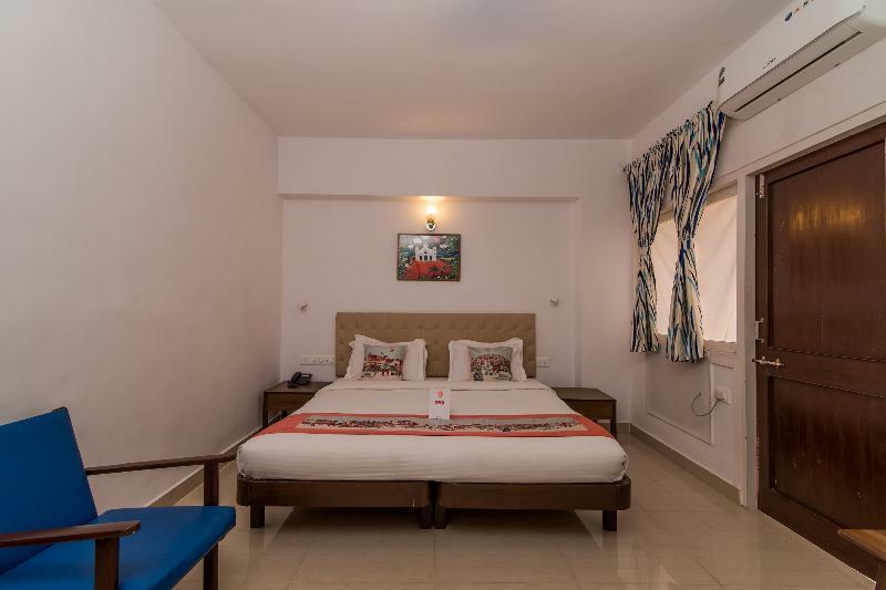 Oyo 10241 Hotel Mayfair Гоа Экстерьер фото